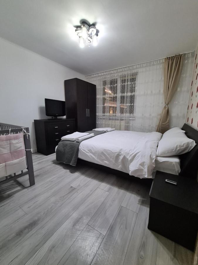 Apartament Ultra Central 1 Lägenhet Hunedoara Exteriör bild